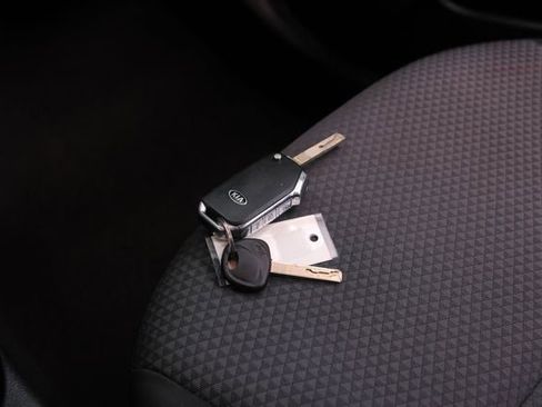 Used 2021 Kia Soul LX image 49