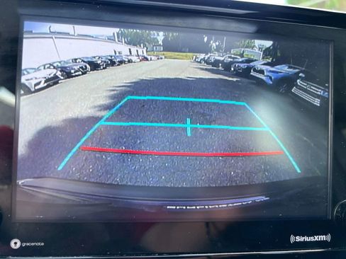 Used 2022 Toyota Corolla SE w/ SE Premium Package image 19