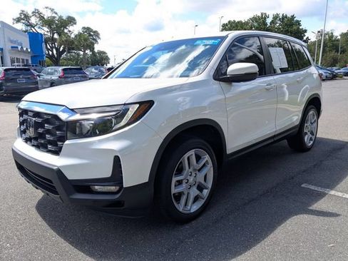 Certified 2024 Honda Passport EX-L image 6