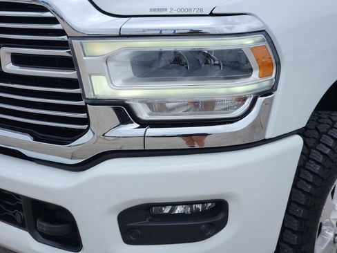 Used 2023 RAM 2500 Laramie AWD/4WD image 8
