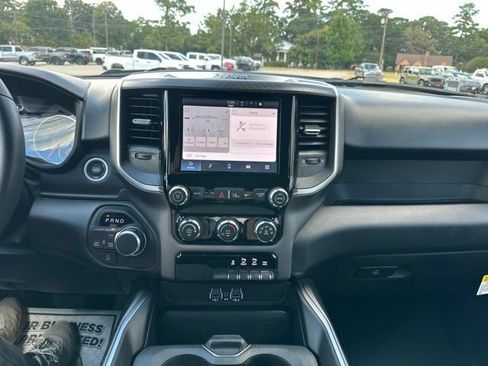 New 2026 RAM 1500 Express AWD/4WD image 14