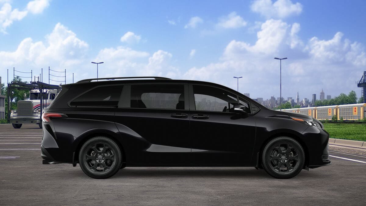 New 2026 Toyota Sienna XLE Woodland Edition AWD/4WD image 12