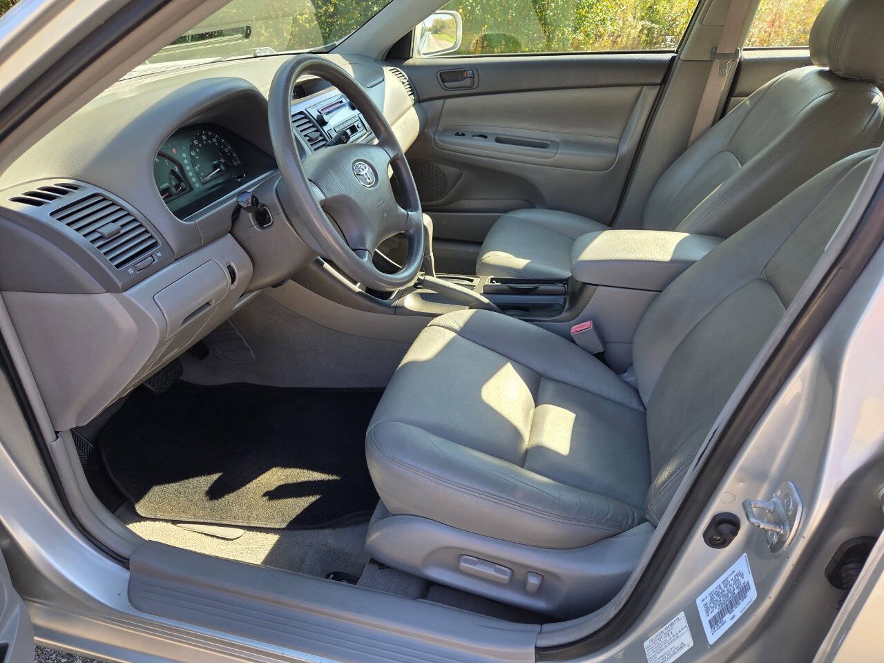 Used 2003 Toyota Camry LE FWD image 11