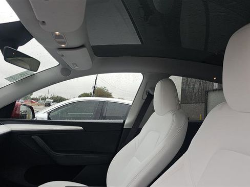 Used 2023 Tesla Model Y Long Range image 6