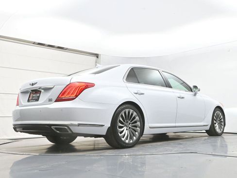 Used 2019 Genesis G90 5.0 Ultimate image 33