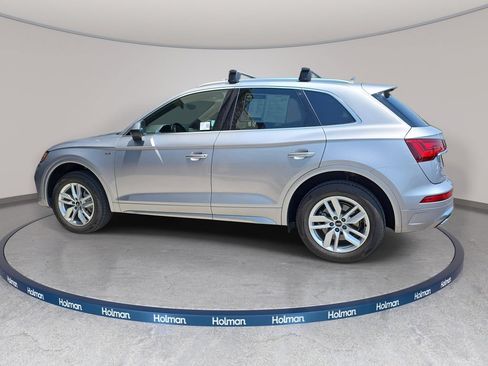 Used 2023 Audi Q5 2.0T Premium w/ Convenience Package AWD/4WD image 9