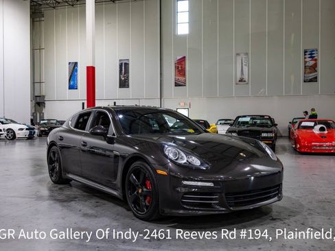 Used 2016 Porsche Panamera 4S AWD/4WD image 9