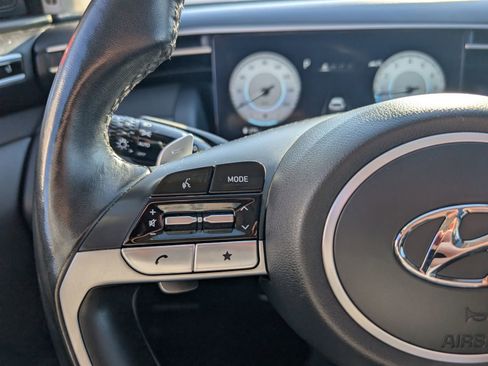 Used 2023 Hyundai Tucson Limited image 15