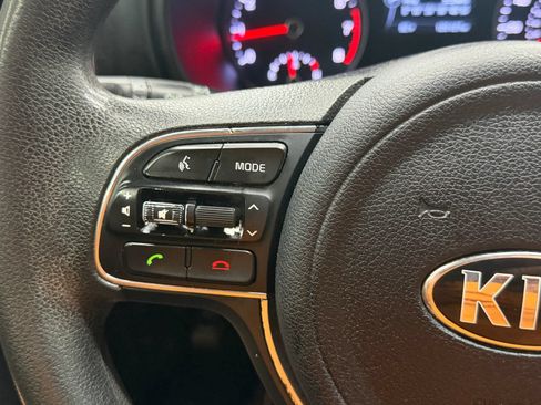 Used 2018 Kia Sportage LX FWD image 24