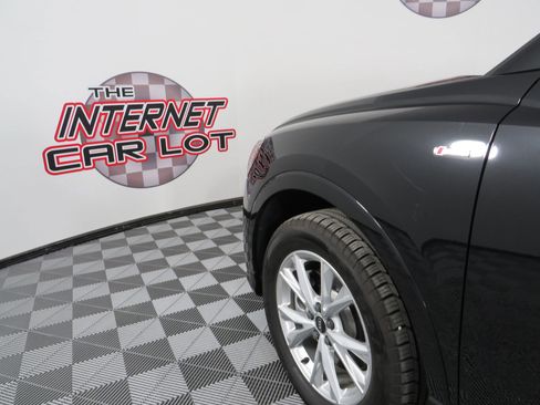 Used 2021 Audi Q3 2.0T Premium Plus w/ Premium Plus Package image 25