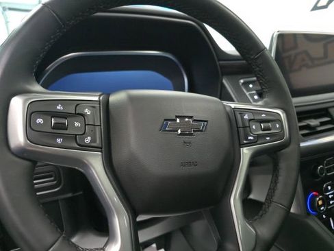 Used 2024 Chevrolet Tahoe Z71 w/ Luxury Package image 16