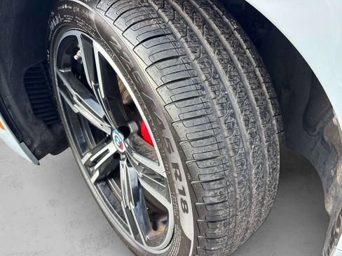 Used 2023 BMW 440i xDrive Convertible w/ Premium Package image 8