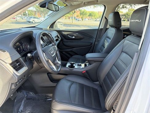 Used 2022 GMC Terrain Denali w/ Denali Premium Package image 22