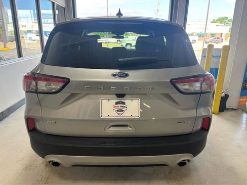 Used 2021 Ford Escape SE w/ Convenience Package AWD/4WD image 5