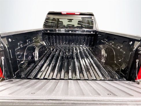 Used 2026 Chevrolet Silverado 1500 LT AWD/4WD image 18