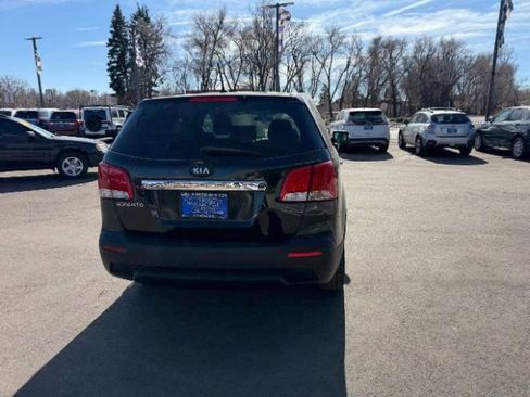 Used 2012 Kia Sorento FWD image 15