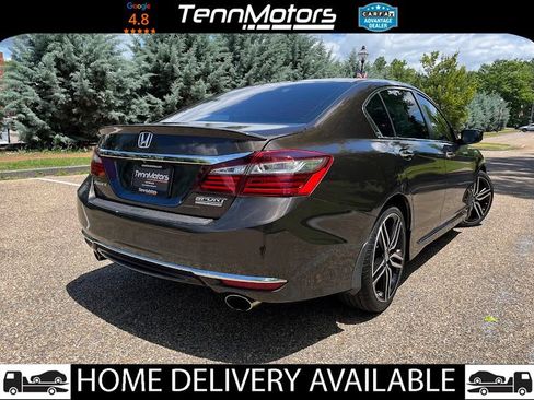 Used 2016 Honda Accord Sport image 4