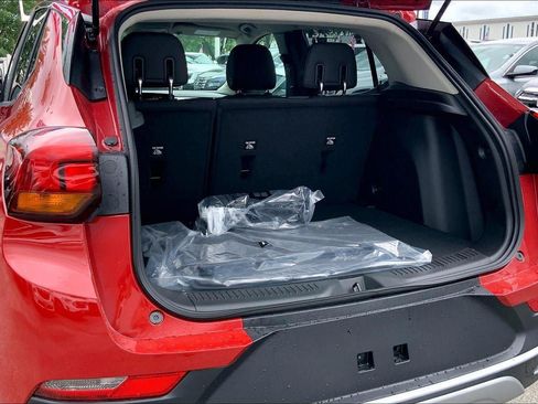 Used 2026 Buick Encore GX Preferred FWD image 4