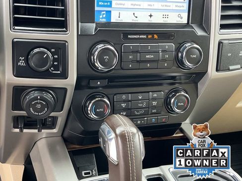 Used 2018 Ford F150 Lariat image 29