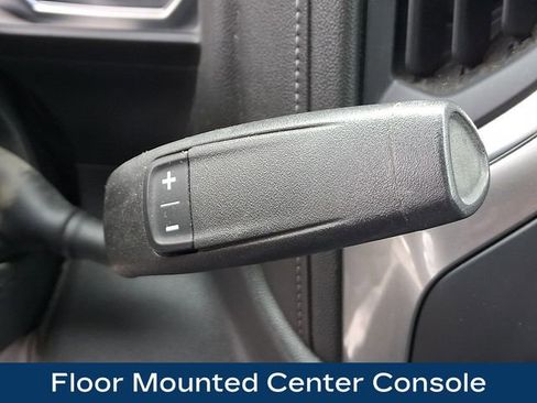 Used 2021 Chevrolet Silverado 1500 LT Trail Boss w/ Convenience Package II image 18