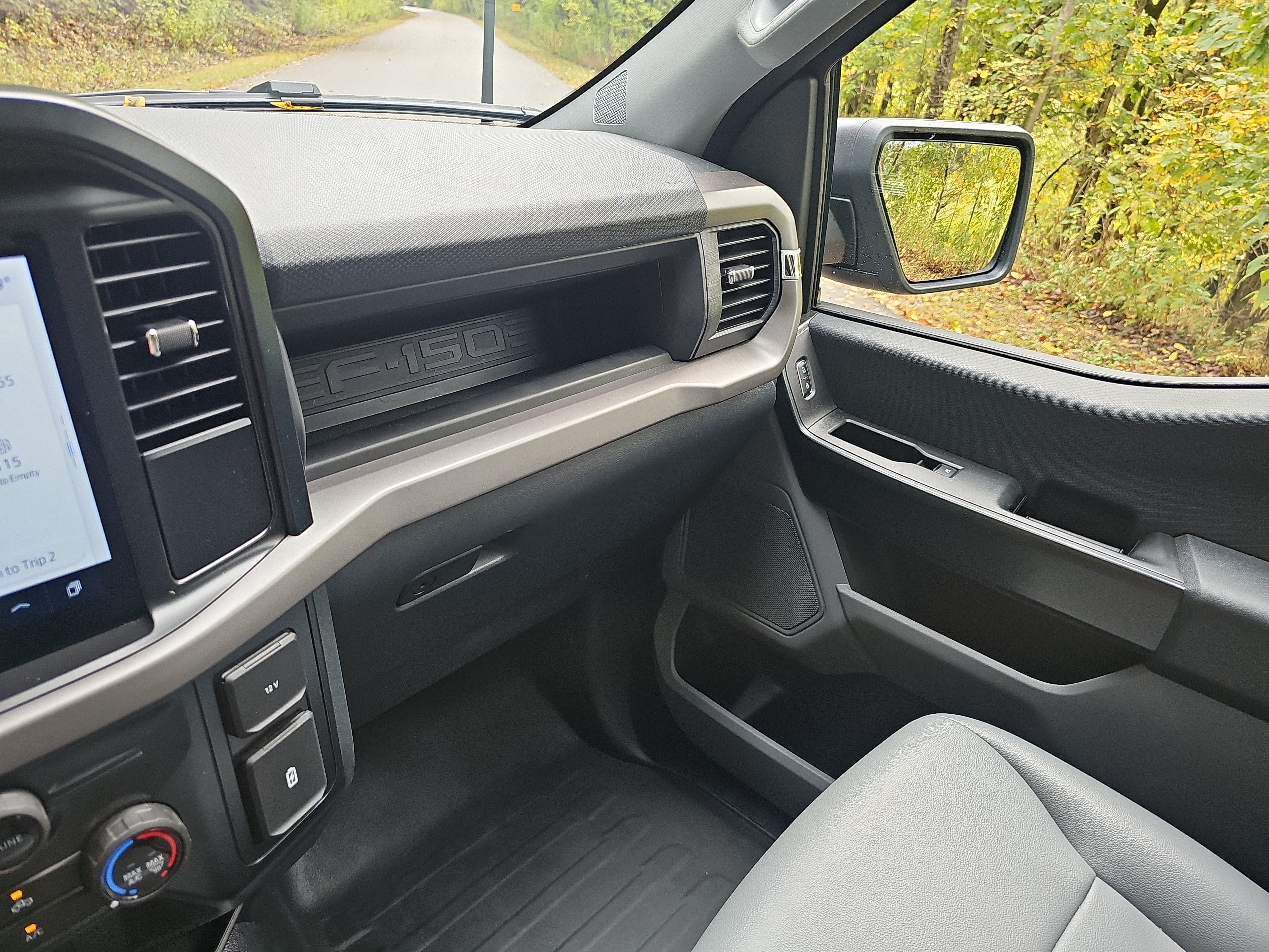 Used 2026 Ford F150 XL w/ Equipment Group 103A High RWD image 24