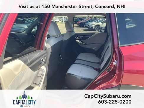 Used 2024 Subaru Forester Premium AWD/4WD image 15