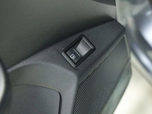 Used 2022 Volkswagen Taos SE image 30