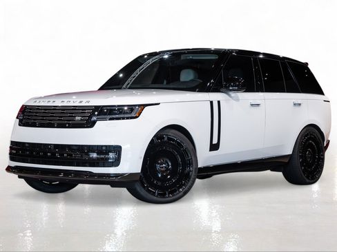 Used 2025 Land Rover Range Rover SE AWD/4WD image 1