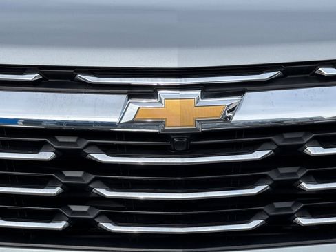 Used 2026 Chevrolet Equinox LT image 45