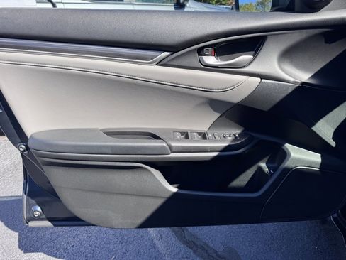 Used 2021 Honda Civic Touring image 22