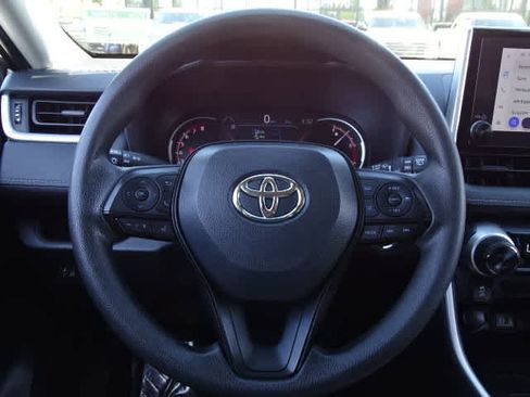 Used 2024 Toyota RAV4 XLE FWD image 24