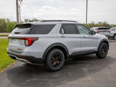 New 2026 Ford Explorer Tremor w/ Tremor Ultimate Package AWD/4WD image 8