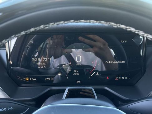 New 2026 GMC Acadia Denali Ultimate AWD/4WD image 11