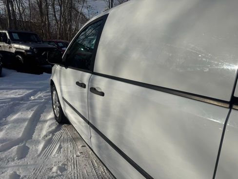 Used 2014 RAM C/V Tradesman image 15