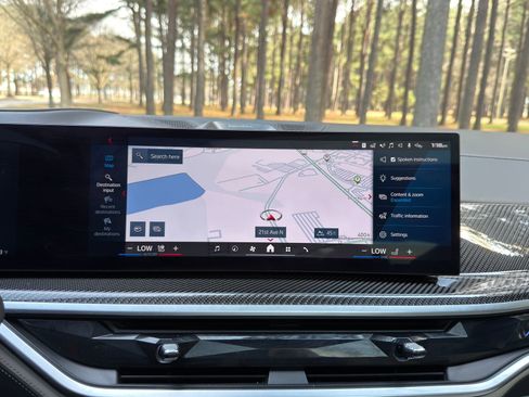 Used 2025 BMW X6 M Competition w/ Executive Package image 5