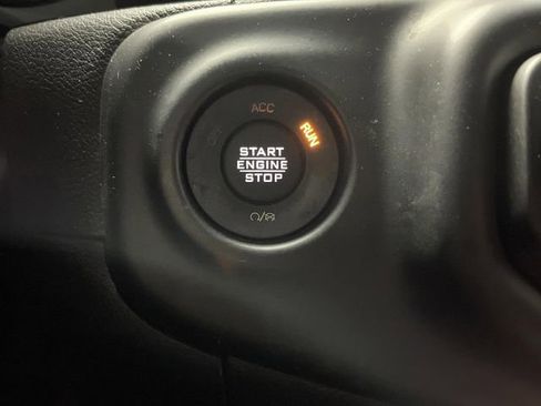 Used 2021 Jeep Wrangler Unlimited Sahara image 21