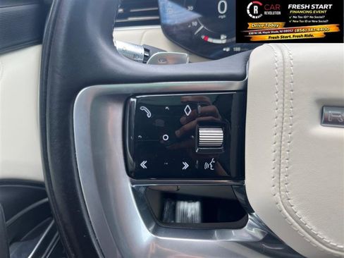 Used 2022 Land Rover Range Rover Long Wheelbase SE AWD/4WD image 29