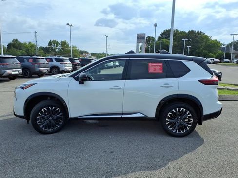 Used 2026 Nissan Rogue Platinum w/ Platinum Premium Package AWD/4WD image 20