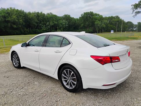 Used 2020 Acura TLX FWD image 4