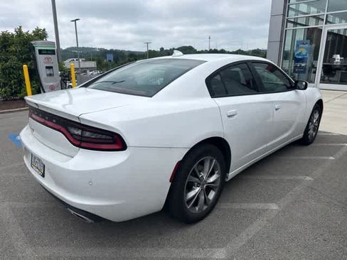 Used 2022 Dodge Charger SXT w/ Cold Weather Package AWD/4WD image 3