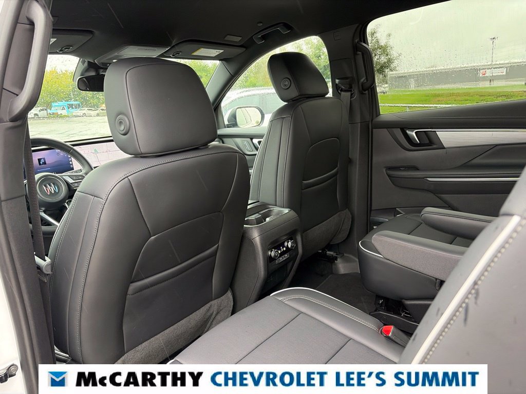 Used 2026 Buick Enclave Preferred FWD image 43