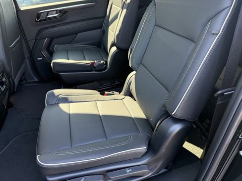 New 2026 Chevrolet Suburban Premier w/ Sun And Tow Package image 36