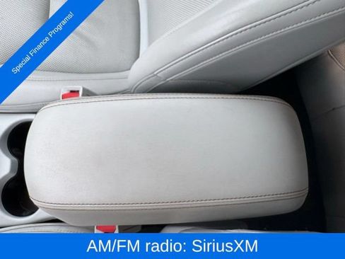 Used 2019 Jeep Cherokee Limited FWD image 22