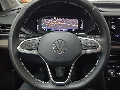 Used 2023 Volkswagen Taos SEL AWD/4WD image 19