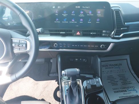 Used 2025 Kia Sportage EX FWD image 23