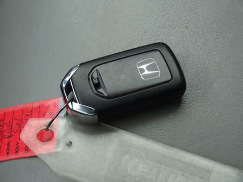 Used 2017 Honda Pilot Touring image 42