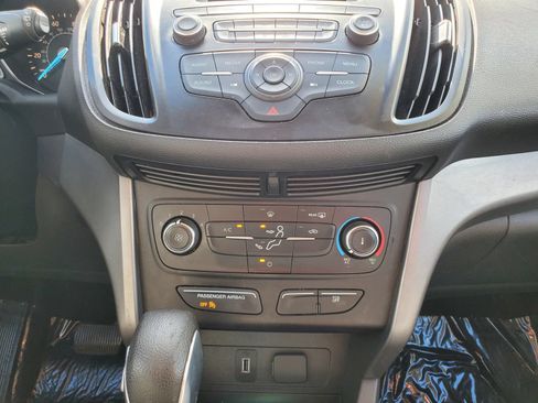 Used 2017 Ford Escape S FWD image 16