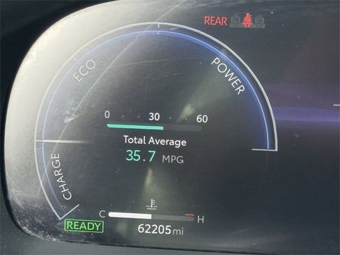 Used 2023 Toyota Crown Limited image 16