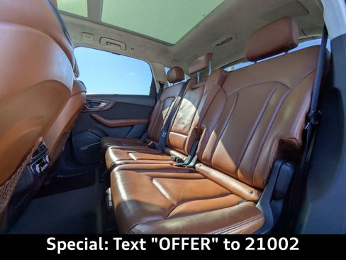 Used 2017 Audi Q7 3.0T Prestige image 16