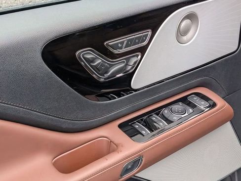 New 2026 Lincoln Aviator Reserve w/ Luxury Package image 20